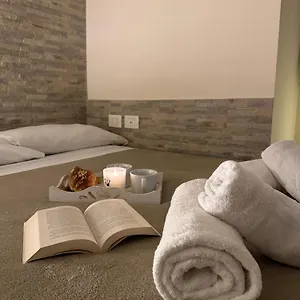 Arco Di Parma Centro Apartment Rome